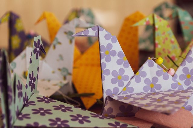 https://musaica.it/wp-content/uploads/2024/11/origami-7095597_1280-640x425.jpg